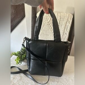 Laura Di Maggio Italian Leather Black Quilted Handbag